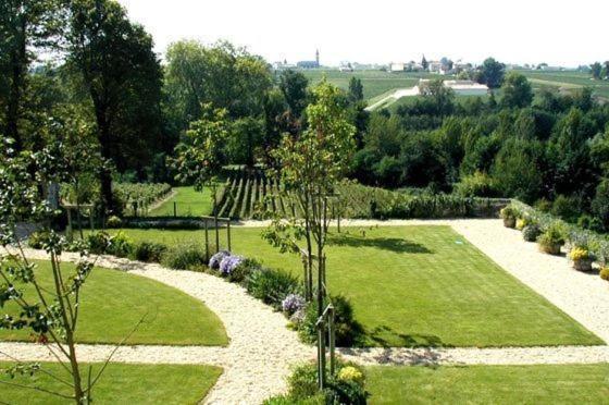 Chateau Belles Graves Bed and Breakfast Pomérols Εξωτερικό φωτογραφία