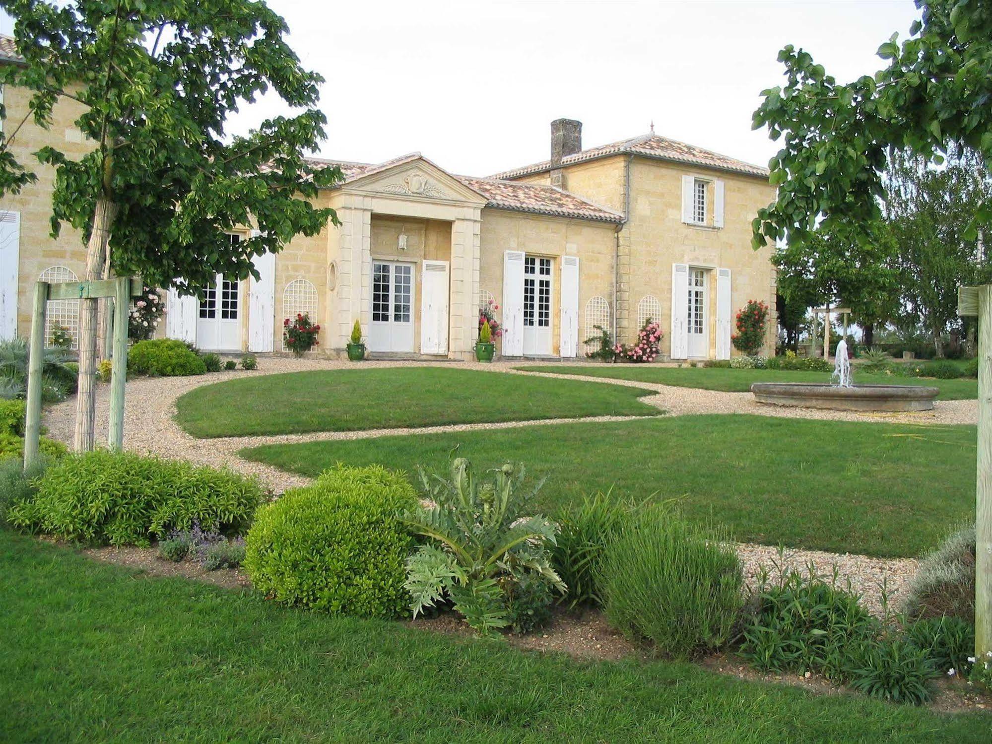 Chateau Belles Graves Bed and Breakfast Pomérols Εξωτερικό φωτογραφία